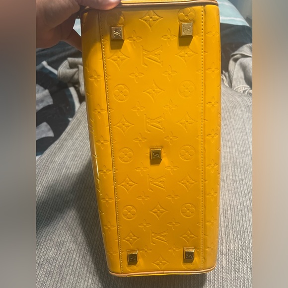 Louis Vuitton Hand Bag Tompkins Square YELLOW VERNIS - Picture 13 of 16